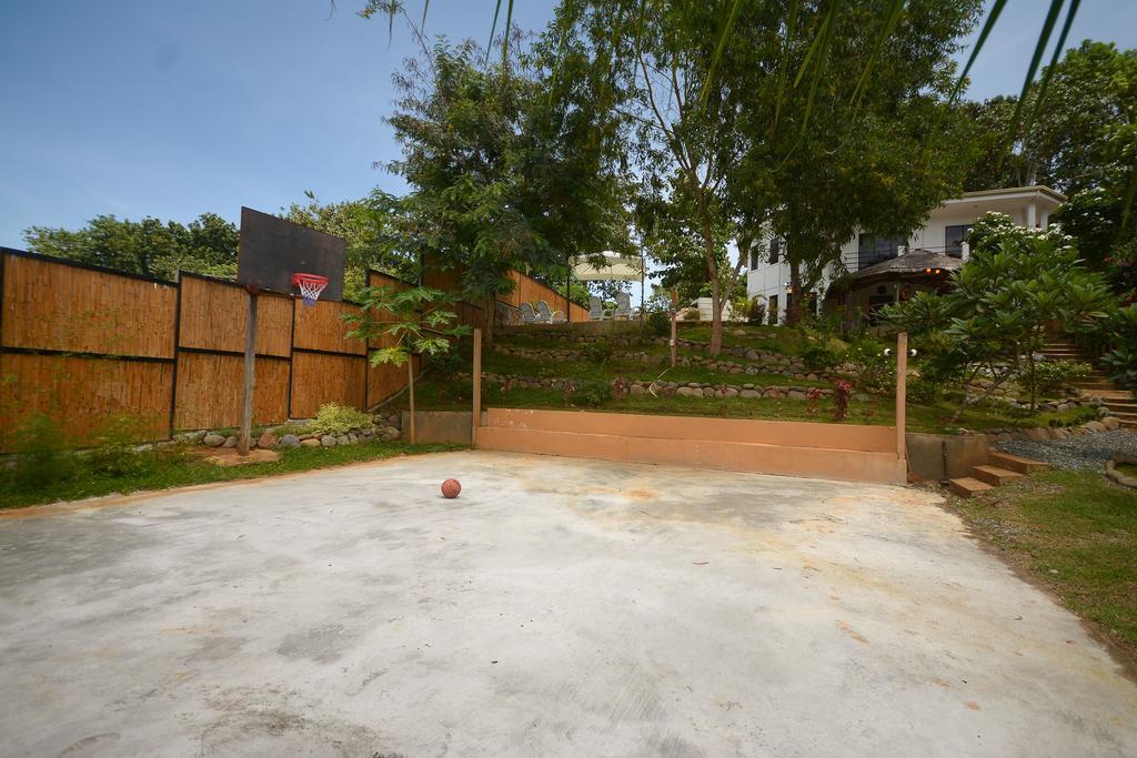 Hilltop Pool And Villa プエルト・プリンセサ エクステリア 写真