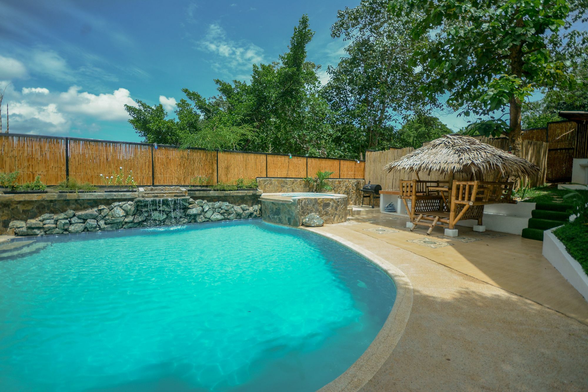 Hilltop Pool And Villa プエルト・プリンセサ エクステリア 写真